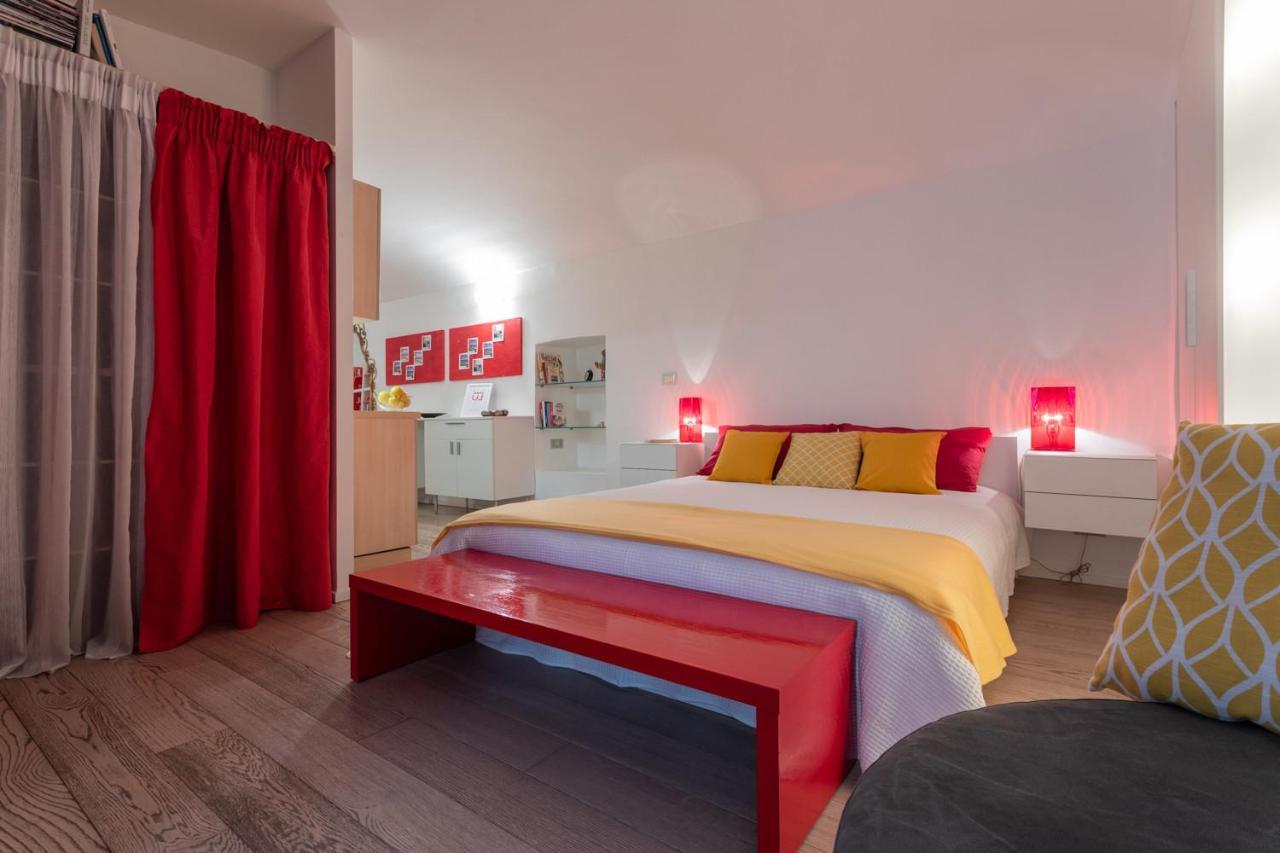 Red Studio Near Porta Nuova By Wonderful Italy Turin Exterior foto